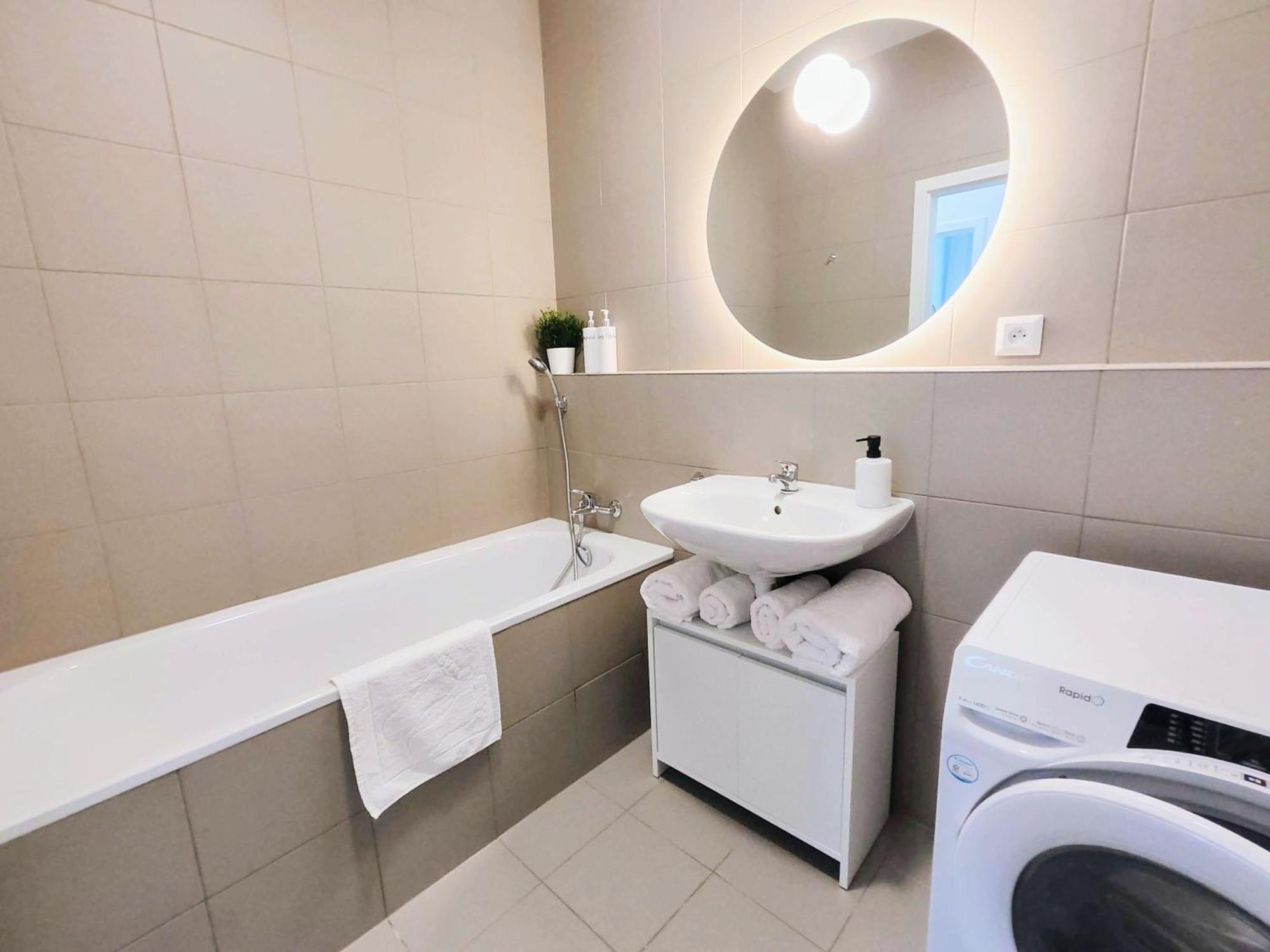 Cinnamon - Brand New - Presidential Garden - Air Conditioning - Free Parking Bratislava Exterior photo